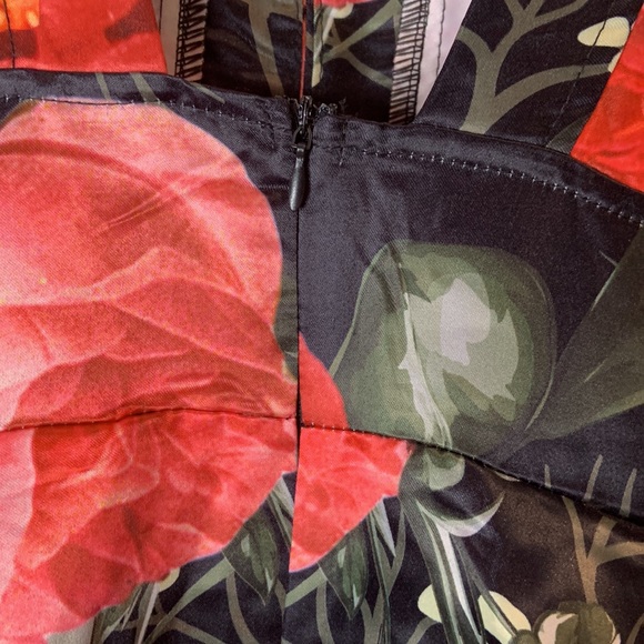 Floral Maxi sun dress see description - Picture 5 of 8